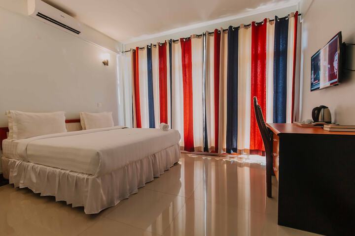 Room 32 of 126