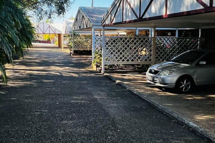 Hotel Entry