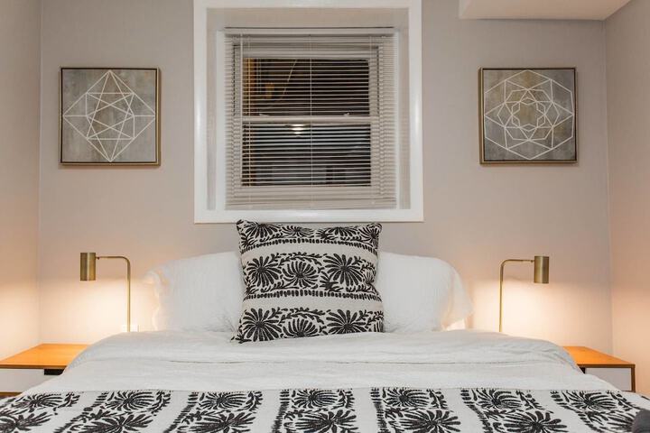 Room 4 of 29