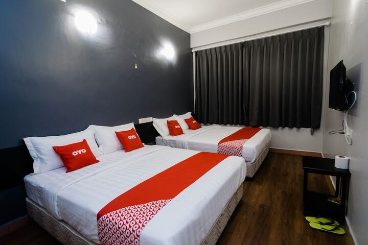 OYO 89578 Dung Fang Hotel No. 1 Sibu