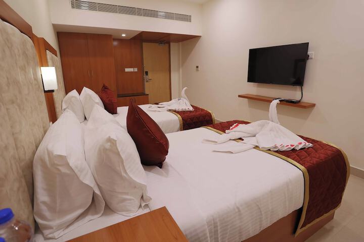 Room 33 of 79