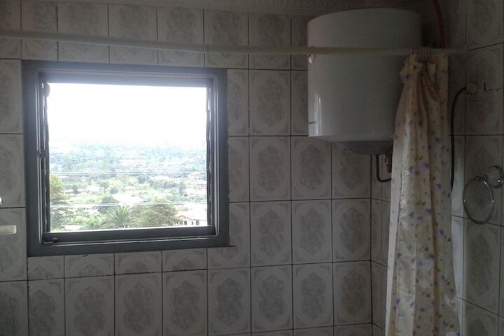 Room 16 of 23