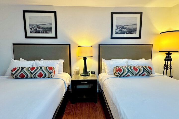 Room 9 of 30