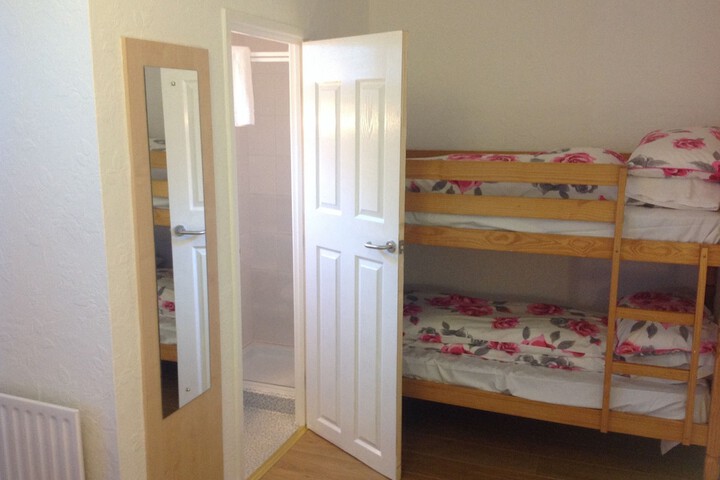 Room 16 of 131