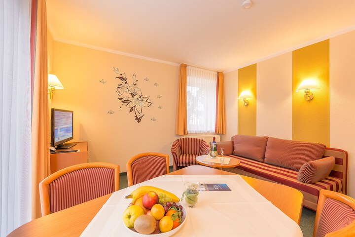 Room 18 of 25