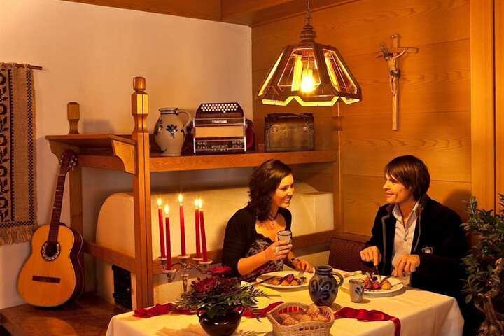 Dining 43 of 62