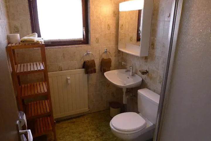 Room 7 of 7