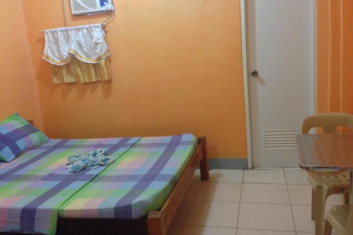 Room 3 of 5