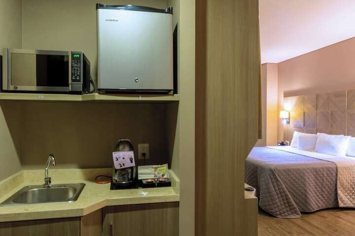 Room 35 of 100
