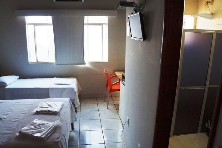 Room 10 of 31