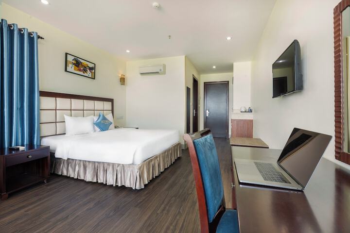 Room 30 of 150