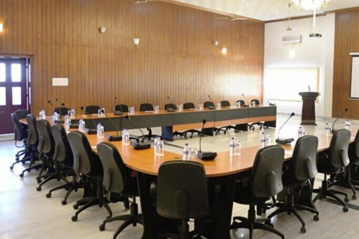 Ballroom/Hall 22 of 23