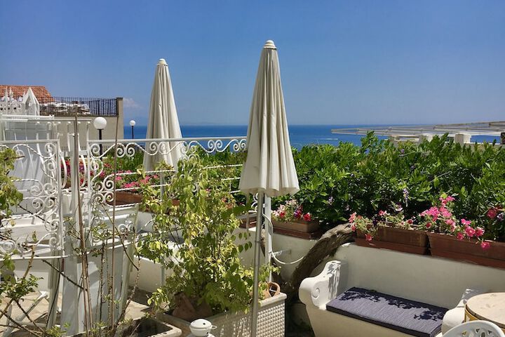 Terrace/Patio 42 of 112