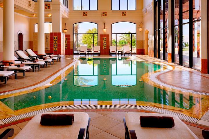 Pool 73 of 175