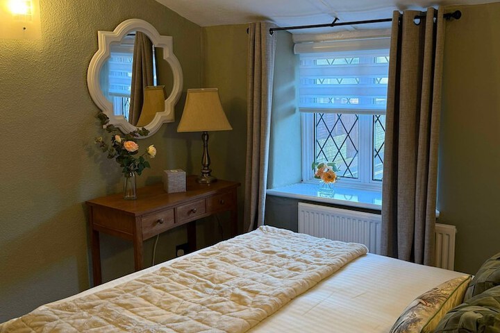 Room 13 of 29