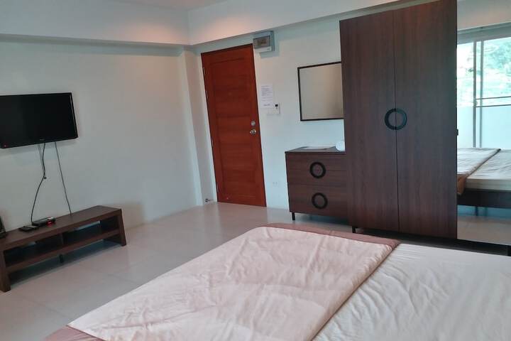 Room 16 of 44