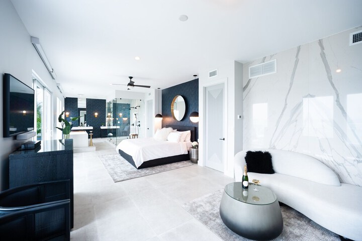 Room 21 of 69