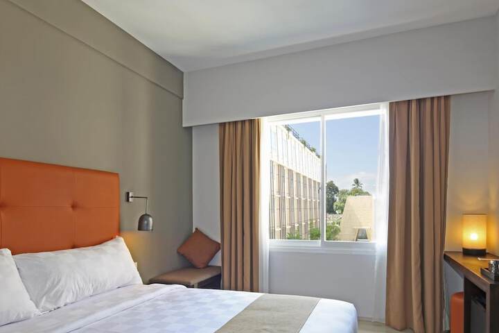 Room 21 of 74