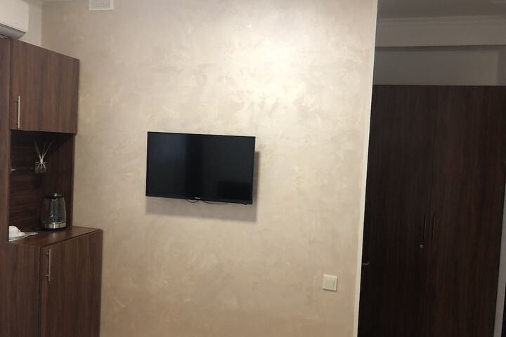 Room 12 of 23