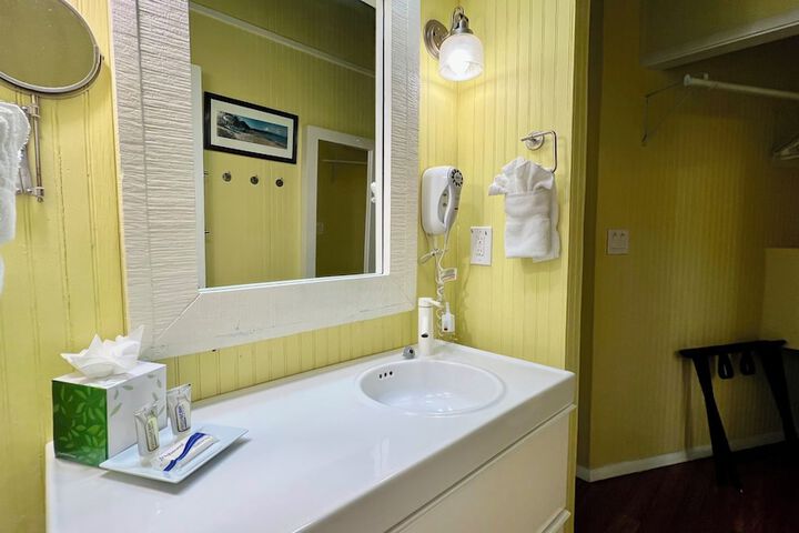 Room 154 of 309