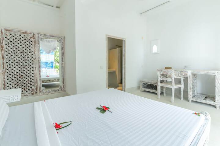 Room 21 of 141