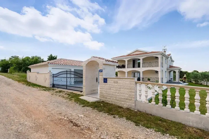 Photo of Nice Home in Buje With Wifi and 2 Bedrooms