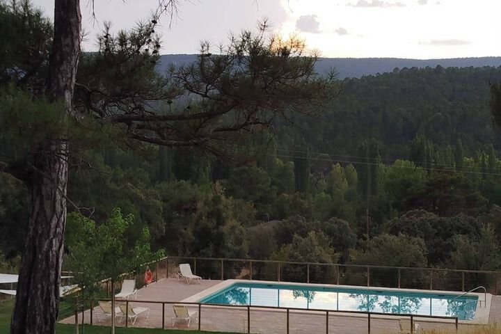 Pool 37 of 128