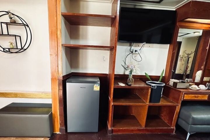 Room 16 of 82