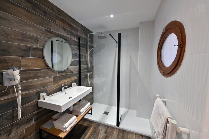 Clean Restrooms