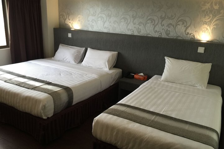 Room 10 of 41