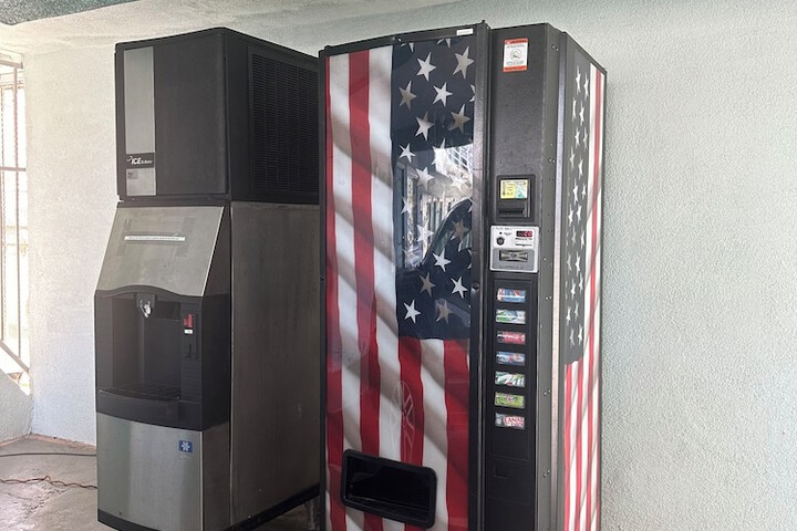 Vending machine