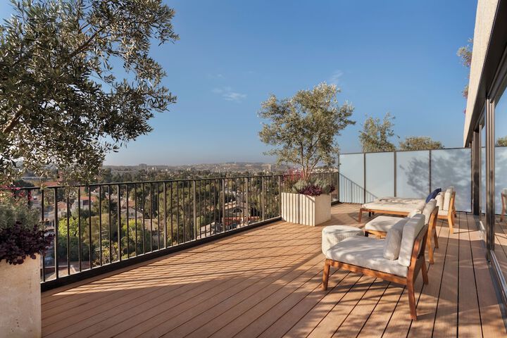Terrace/Patio 39 of 75
