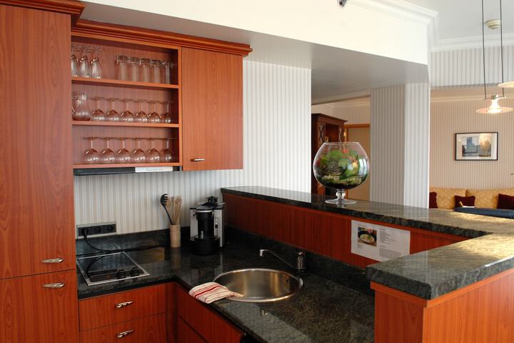 Private kitchenette
