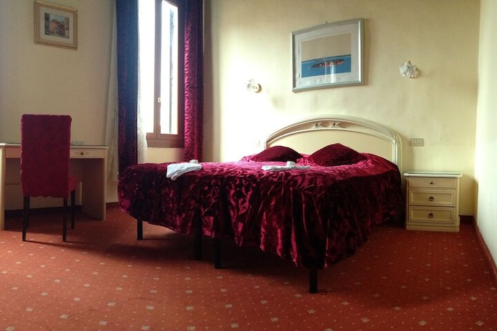 Room 29 of 50