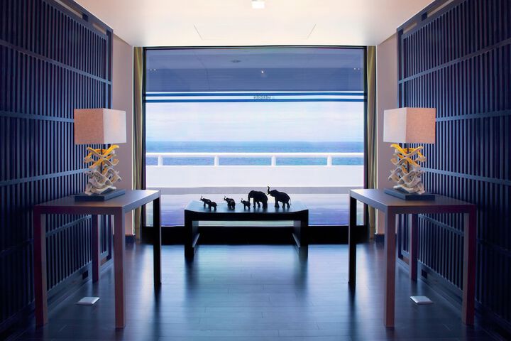 Room 47 of 297