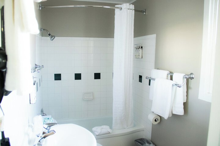 Bath Photo