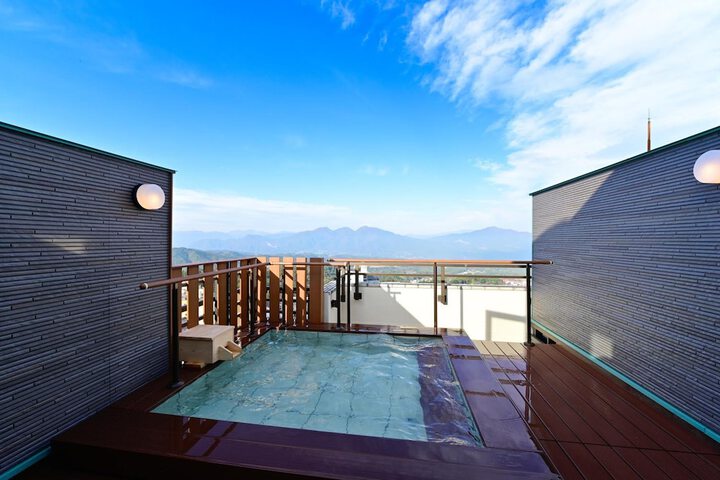 Terrace/Patio 18 of 48