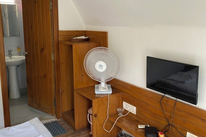 Room 7 of 46