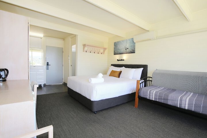 Room 11 of 63