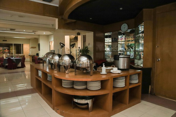 Dining Photos