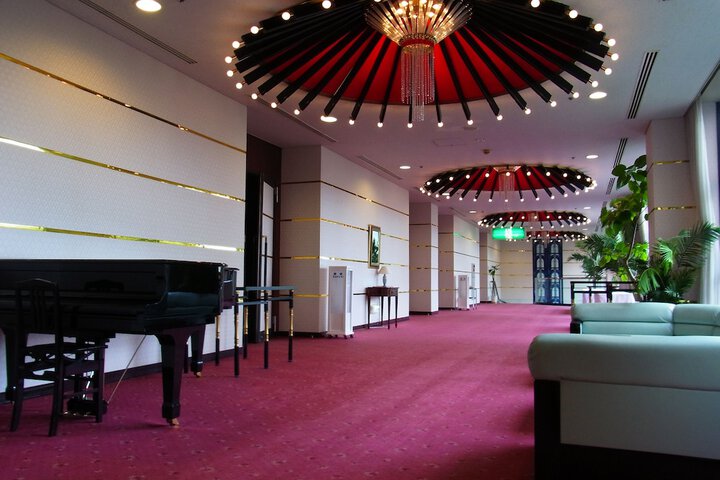 Ballroom/Hall 24 of 27