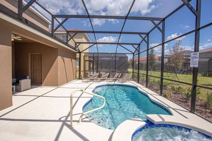 Pool 61 of 79