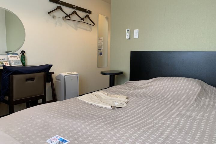 Room 19 of 46