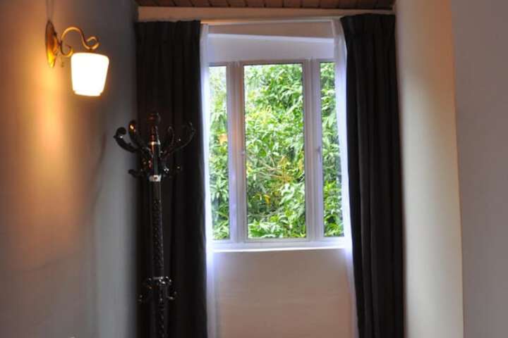 Room 15 of 64
