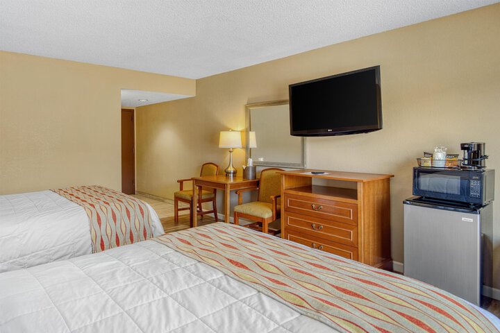 Room 21 of 49