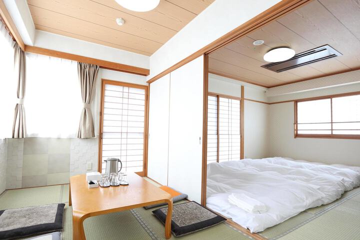 Room 28 of 81