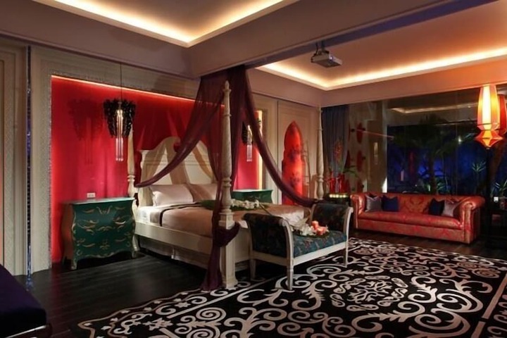Room 20 of 34