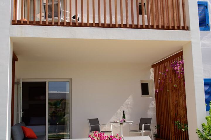 Sundeck 72 of 78