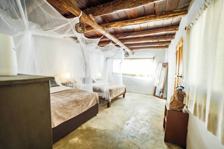 Room 6 of 65