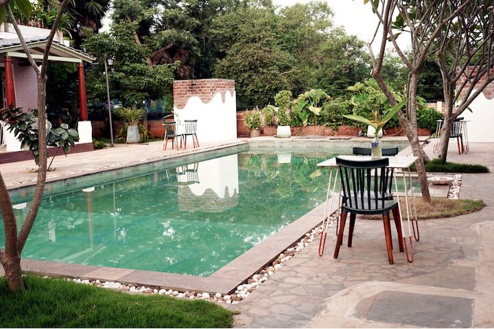 Pool 52 of 107